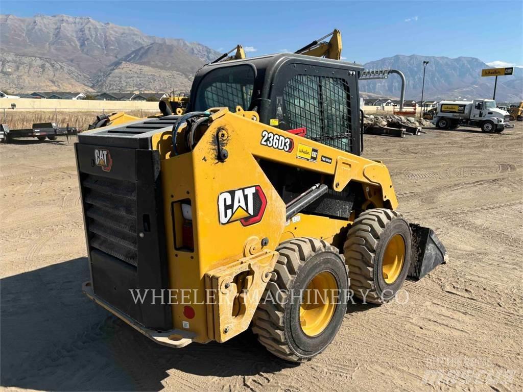 CAT 236D3 C3H2 Minicargadoras