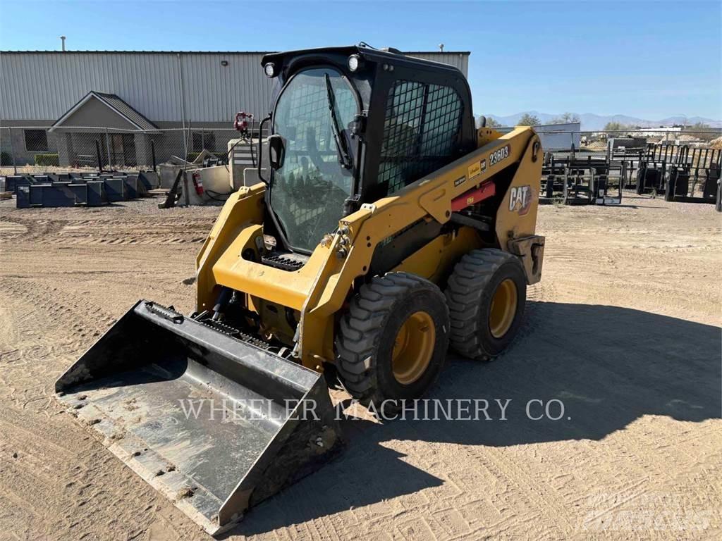 CAT 236D3 C3H2 Minicargadoras