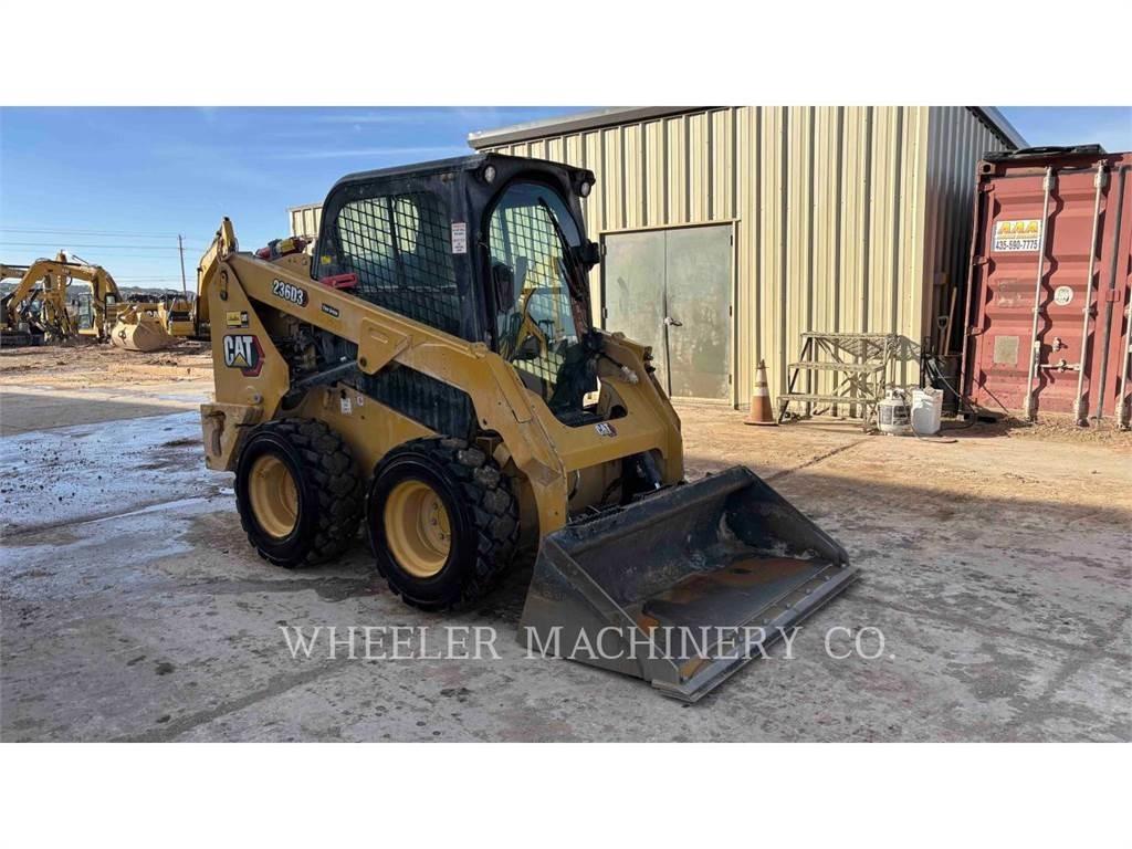 CAT 236D3 C3H2 Minicargadoras