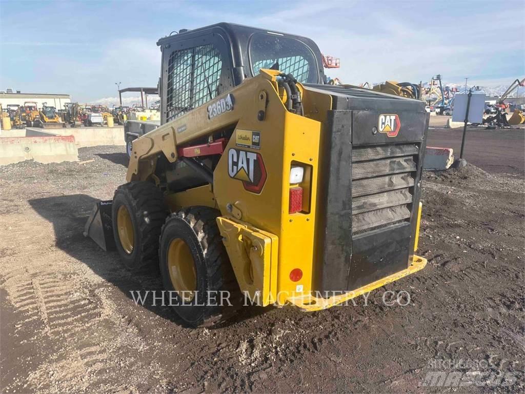 CAT 236D3 C3H2 Minicargadoras