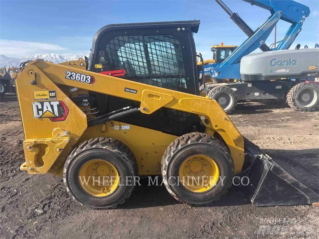 CAT 236D3 C3H2 Minicargadoras