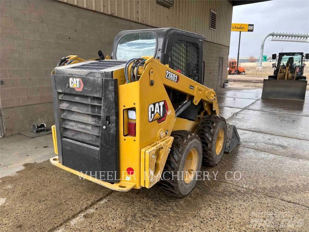 CAT 236D3 C3H2 Minicargadoras