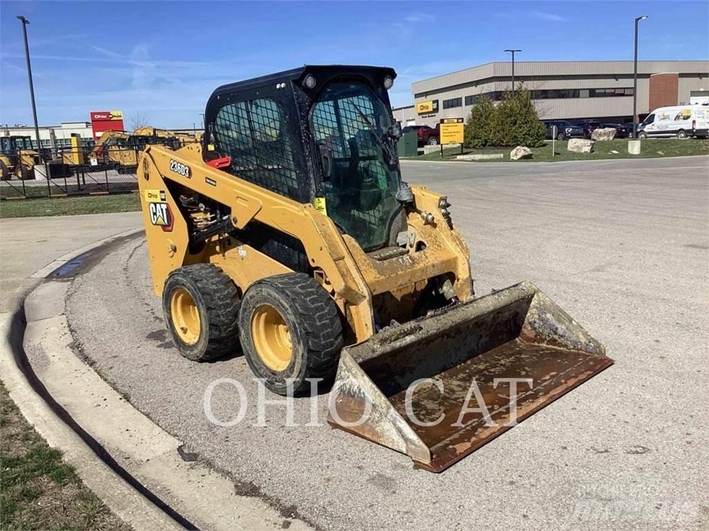 CAT 236D3 C3H2 Minicargadoras