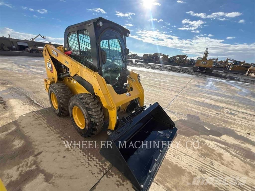 CAT 236D3 C3H2 Minicargadoras
