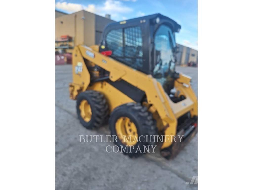 CAT 236D3 C3H2 Minicargadoras