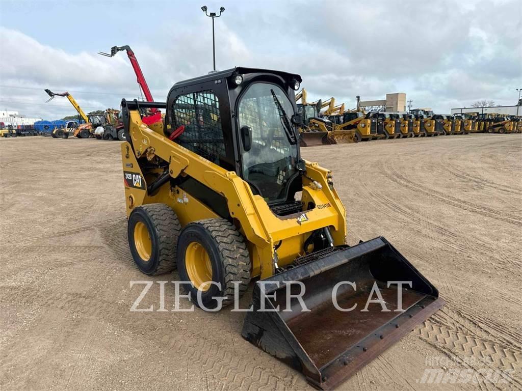 CAT 242D Minicargadoras