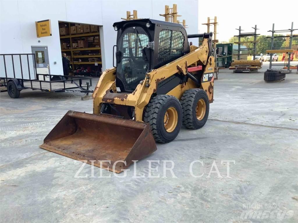 CAT 242D Minicargadoras