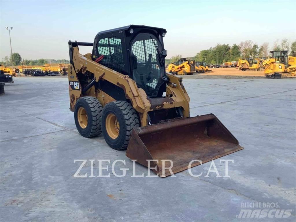 CAT 242D Minicargadoras