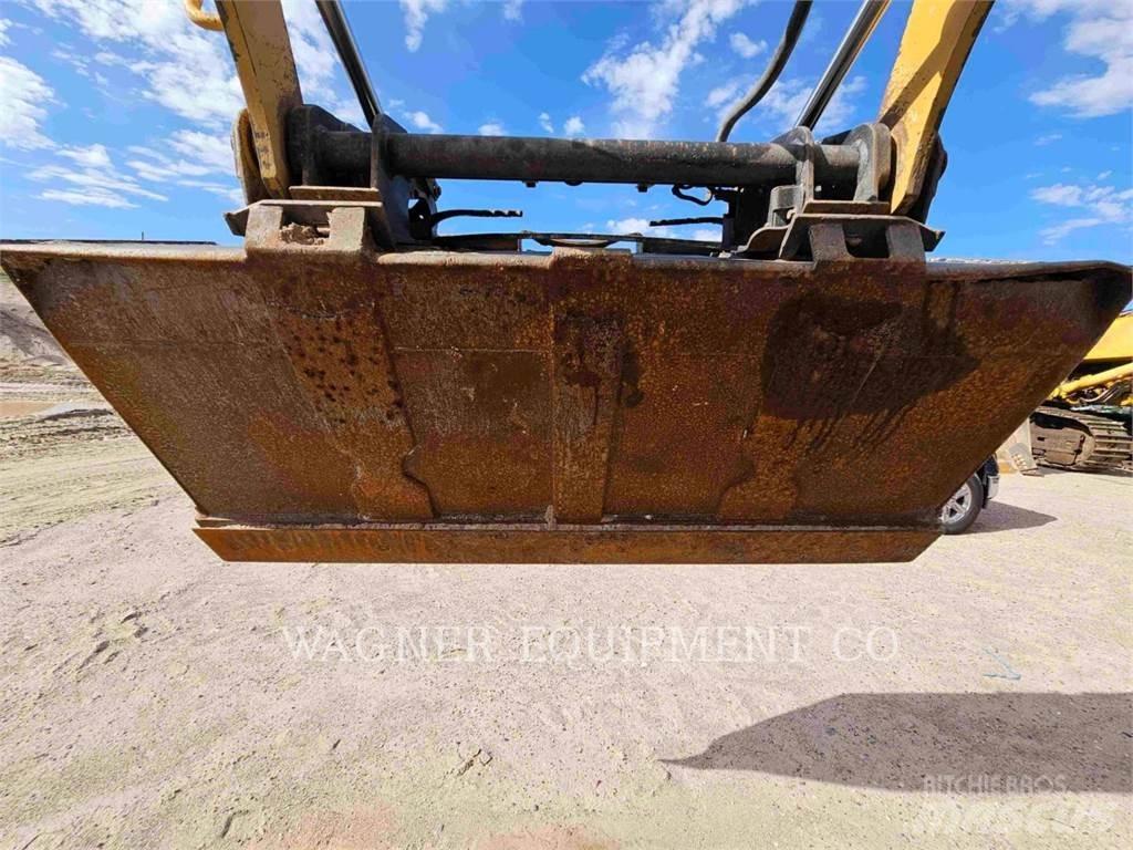 CAT 242D Minicargadoras