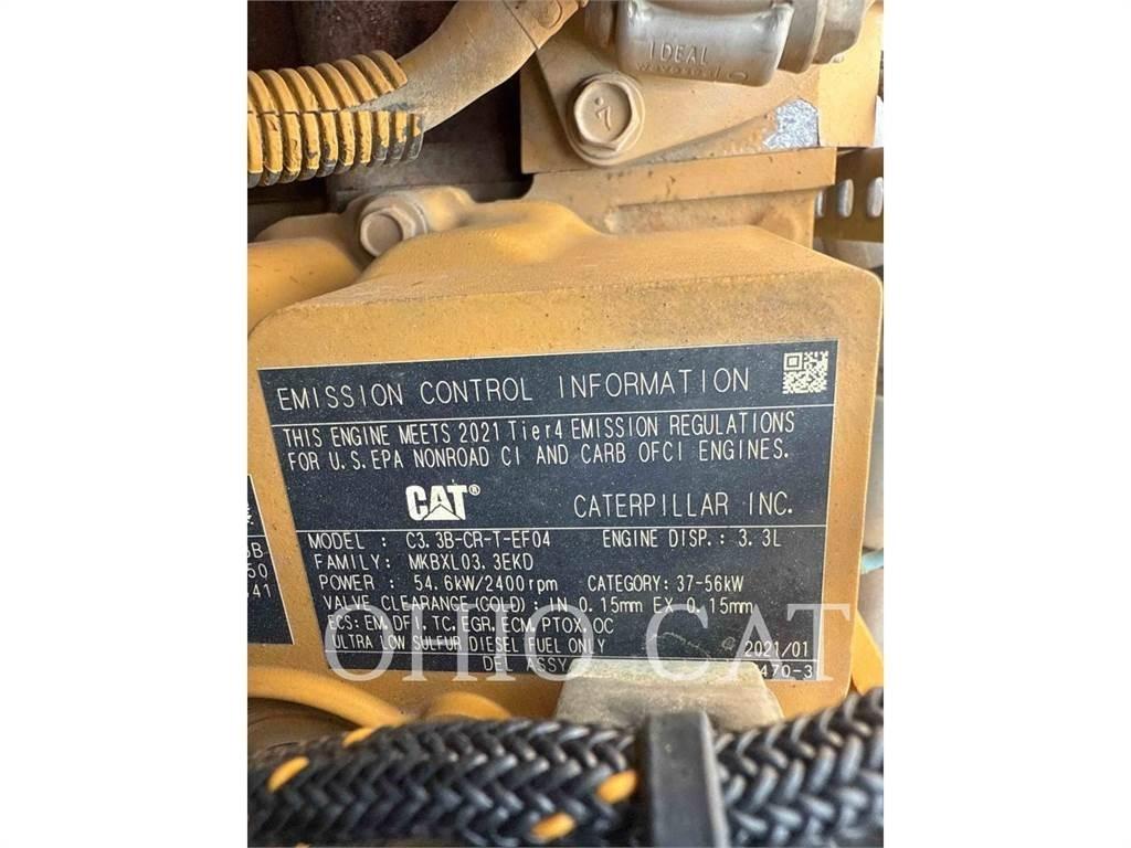 CAT 242D3 C3H2 Minicargadoras