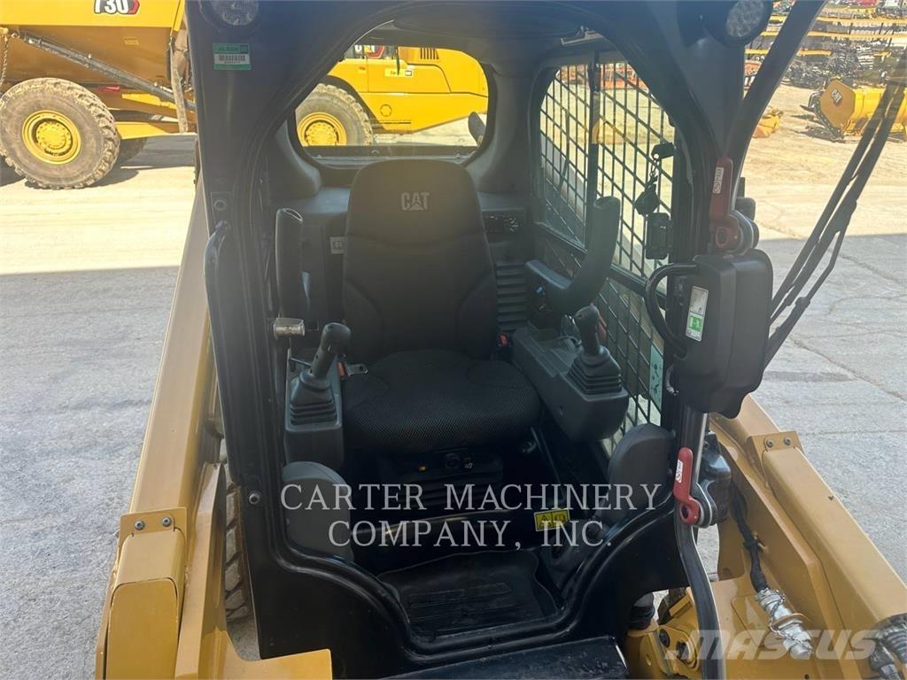 CAT 246 Minicargadoras