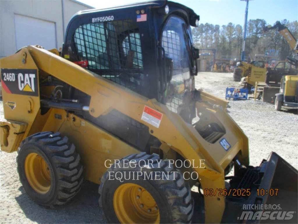 CAT 246D Minicargadoras