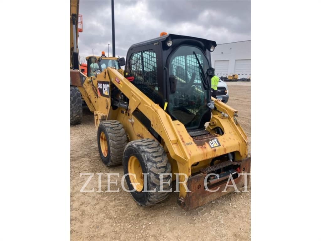 CAT 246D Minicargadoras