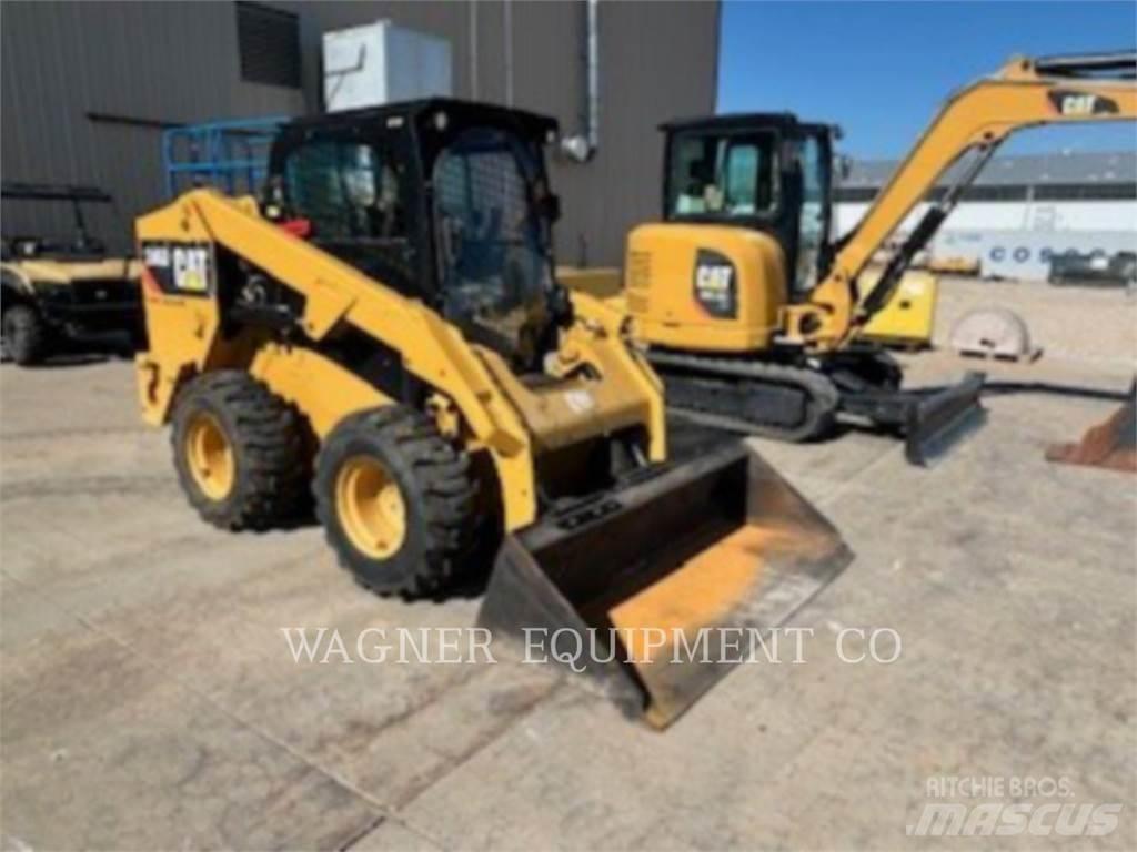 CAT 246D Minicargadoras