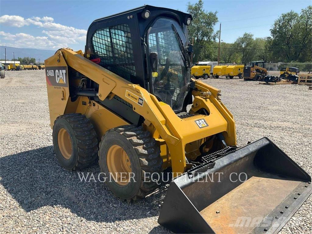CAT 246D Minicargadoras