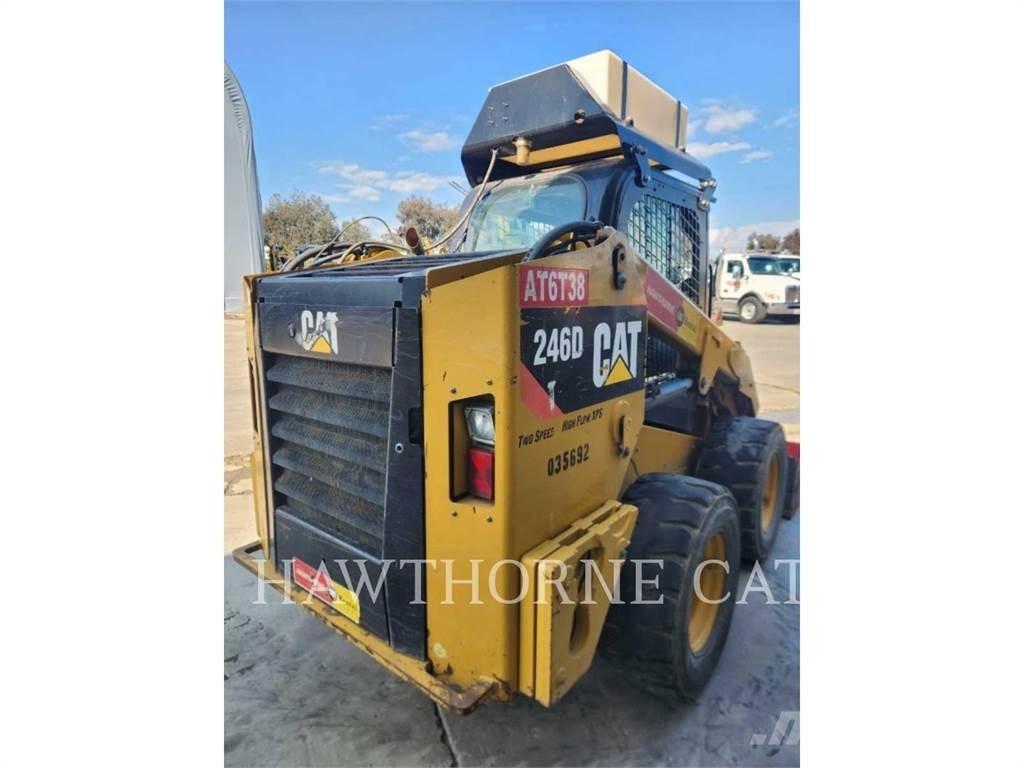 CAT 246D CBHF Minicargadoras