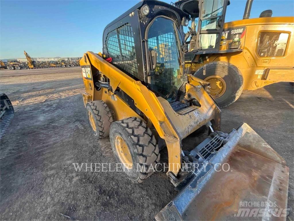 CAT 246D2 C3H4 Minicargadoras
