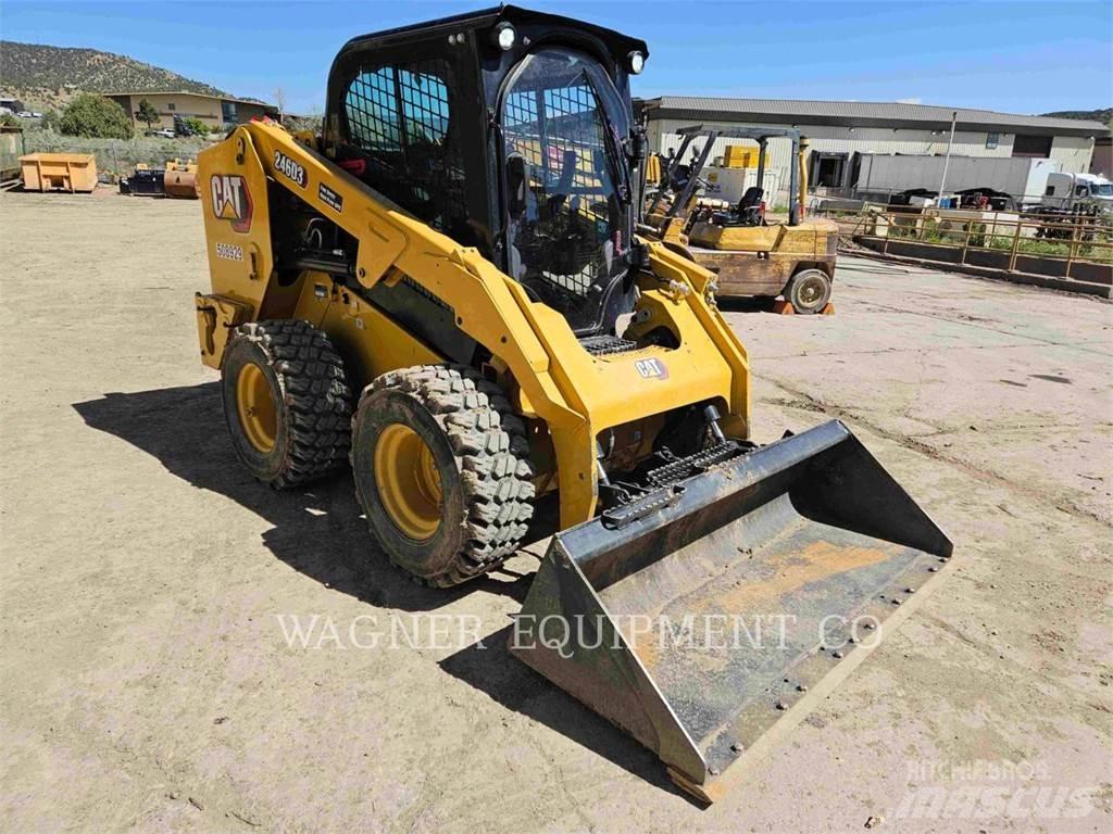 CAT 246D3 Minicargadoras