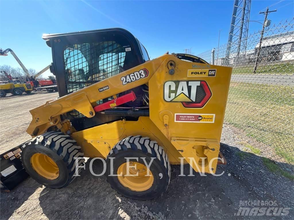 CAT 246D3 Minicargadoras