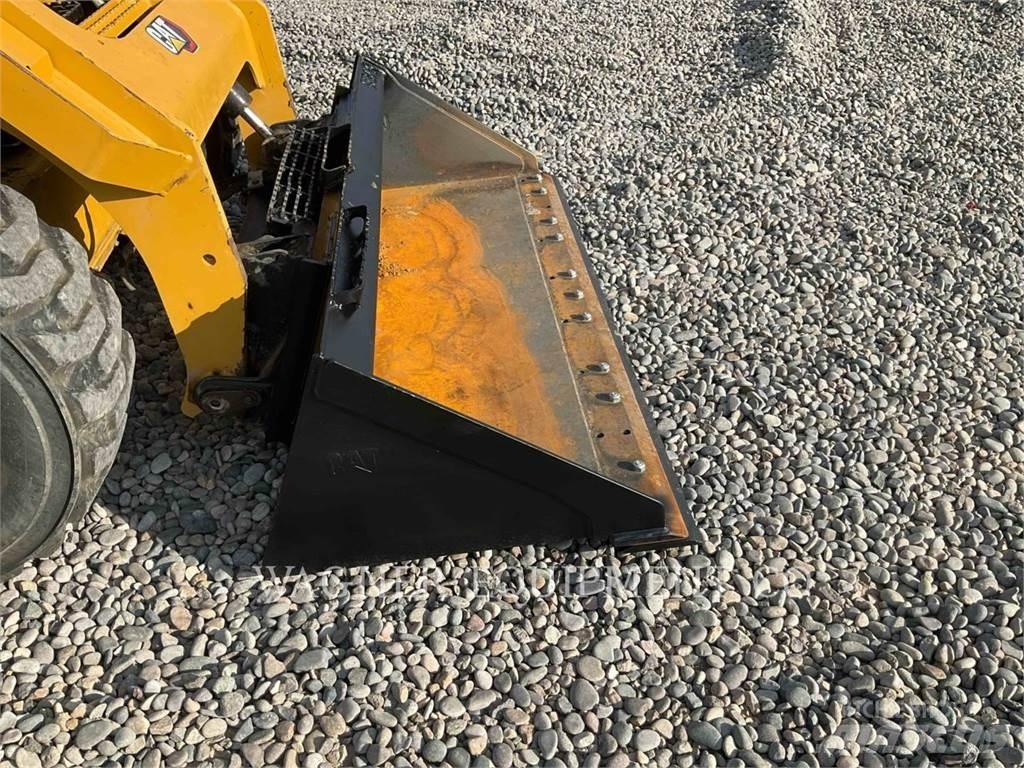 CAT 246D3 Minicargadoras