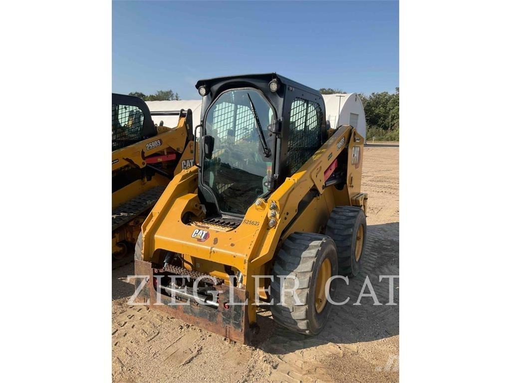 CAT 246D3 Minicargadoras