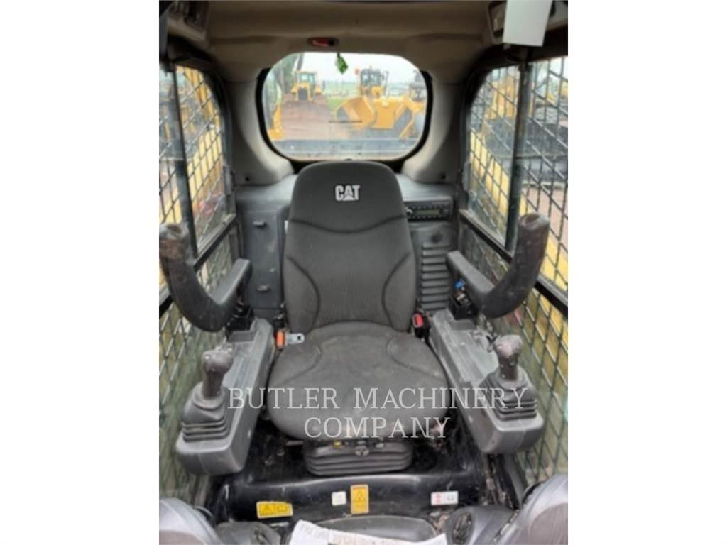 CAT 246D3 C3H2 Minicargadoras