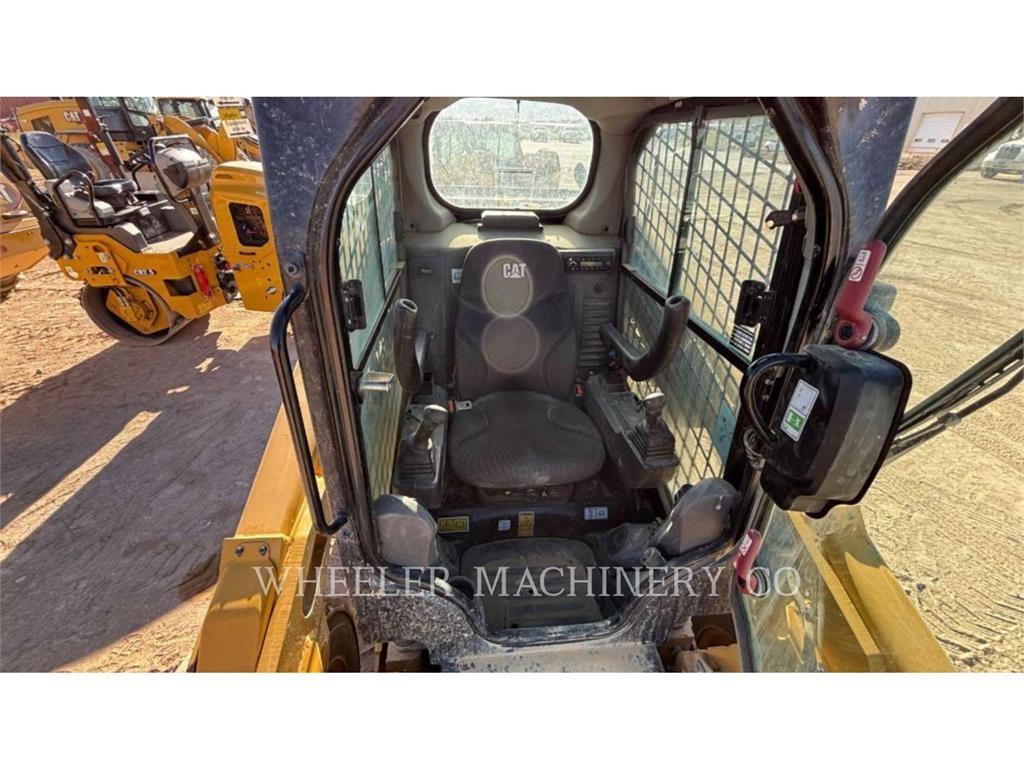 CAT 246D3 C3H2 Minicargadoras