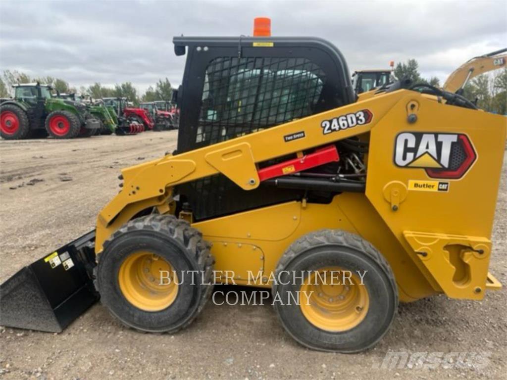 CAT 246D3 C3H2 Minicargadoras