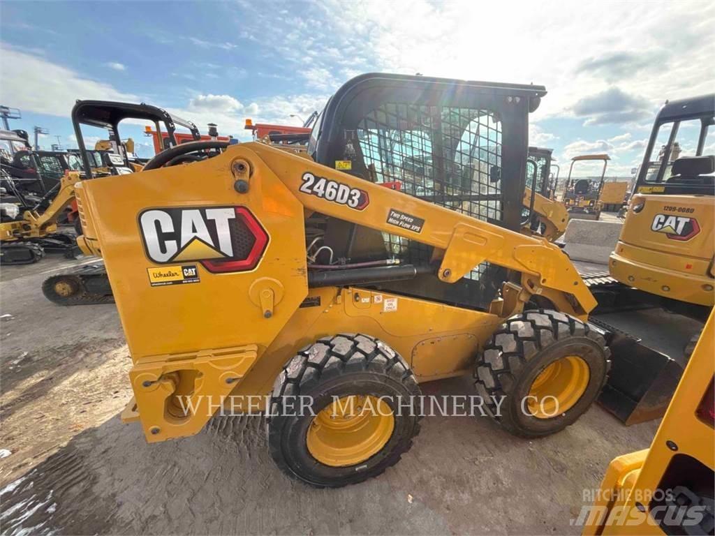 CAT 246D3 C3HF Minicargadoras