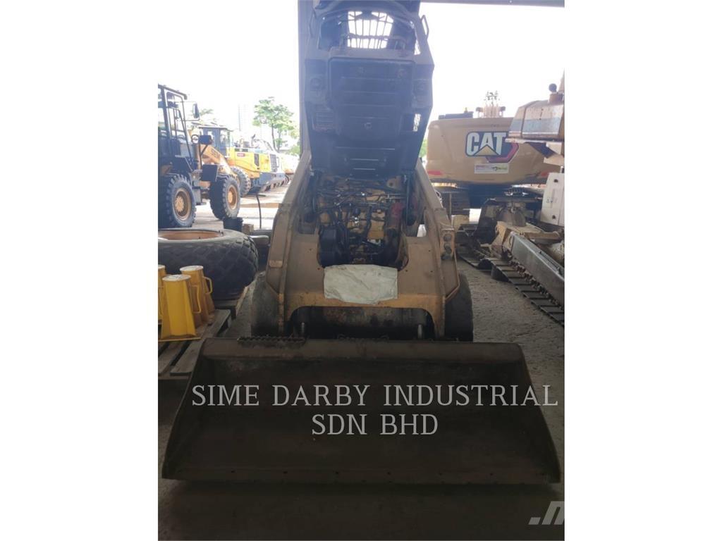 CAT 246DLRC Minicargadoras