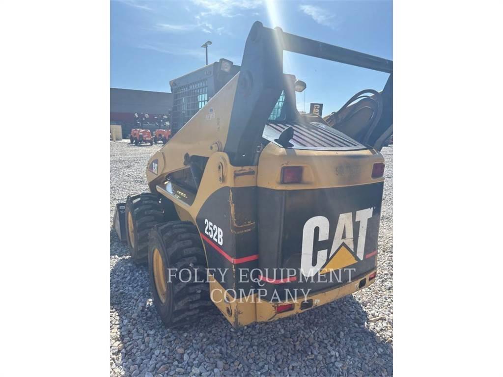 CAT 252BSTD2C Minicargadoras