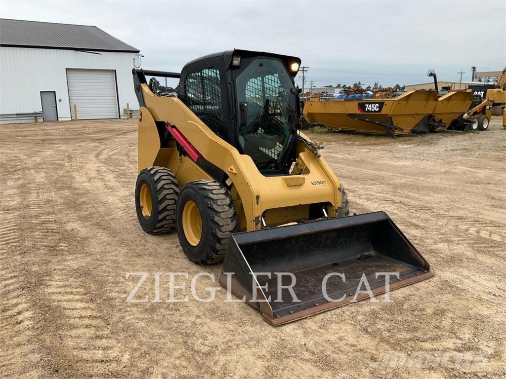 CAT 262C Minicargadoras