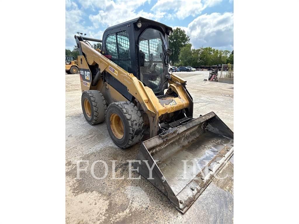 CAT 262D Minicargadoras