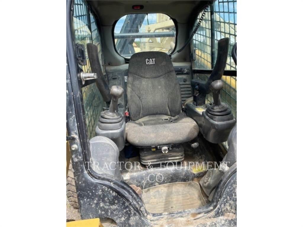 CAT 262D H3CB Minicargadoras