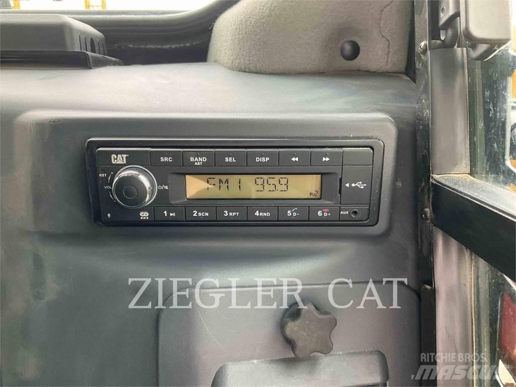 CAT 262D3 Minicargadoras