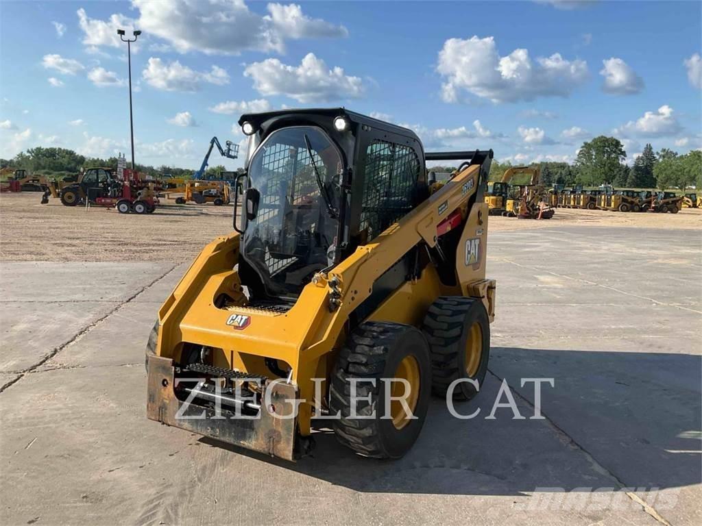 CAT 262D3 Minicargadoras
