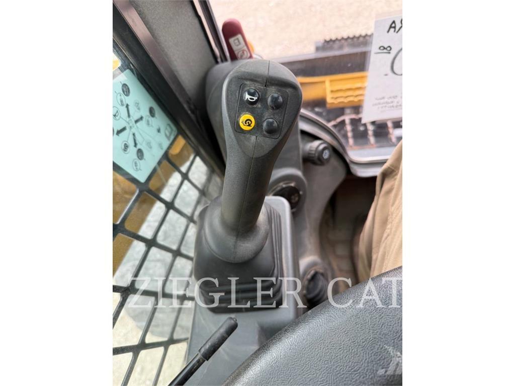 CAT 262D3 Minicargadoras