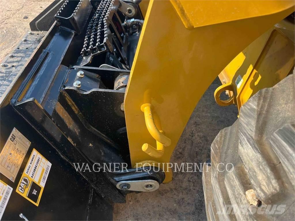 CAT 262D3 Minicargadoras