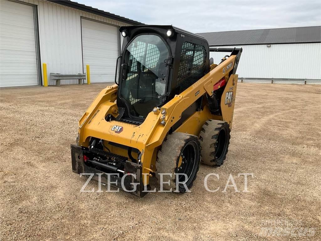 CAT 262D3 Minicargadoras