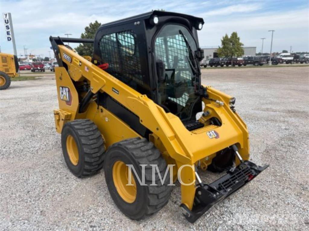 CAT 262D3 Minicargadoras