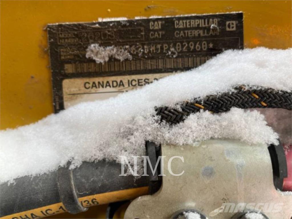 CAT 262D3 Minicargadoras