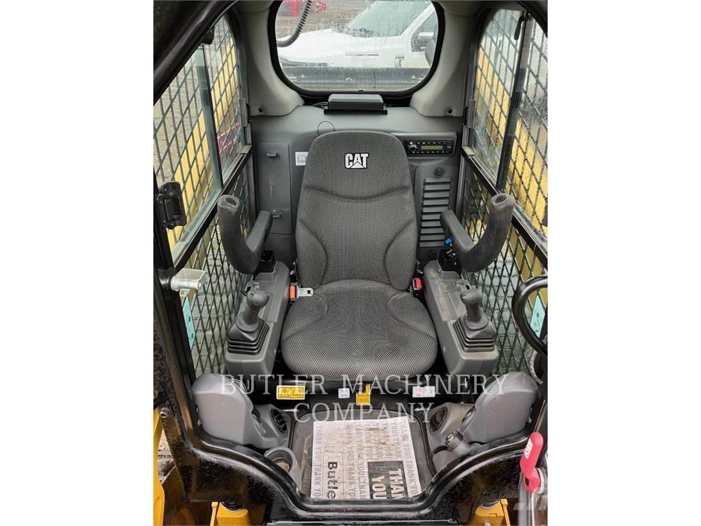 CAT 262D3 C3H2 Minicargadoras