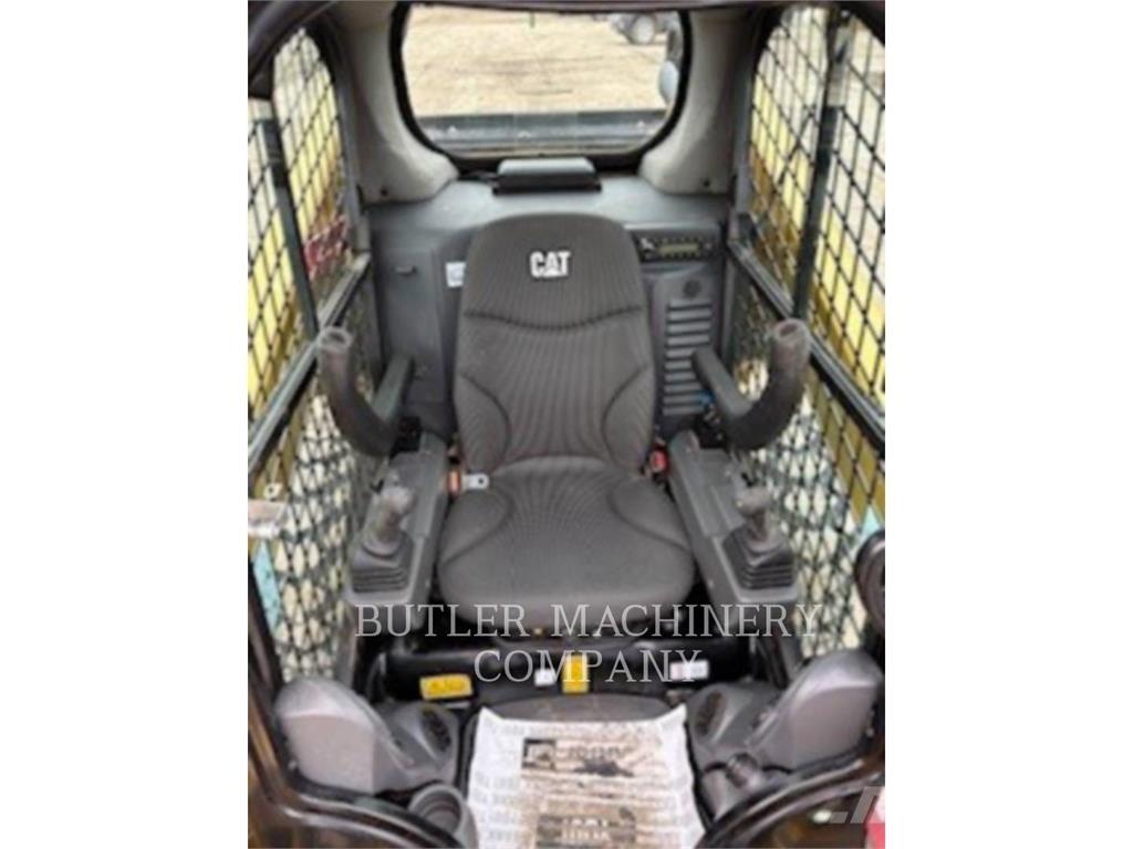 CAT 262D3 C3H2 Minicargadoras