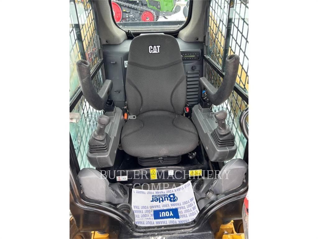CAT 262D3 C3H3 Minicargadoras