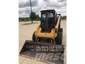 CAT 272 Minicargadoras