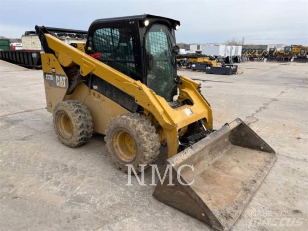 CAT 272D2 Minicargadoras