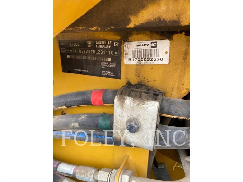 CAT 272D2 Minicargadoras