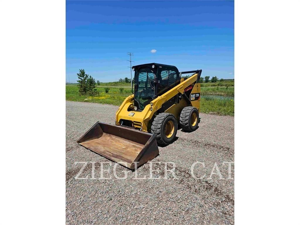 CAT 272D2 Minicargadoras