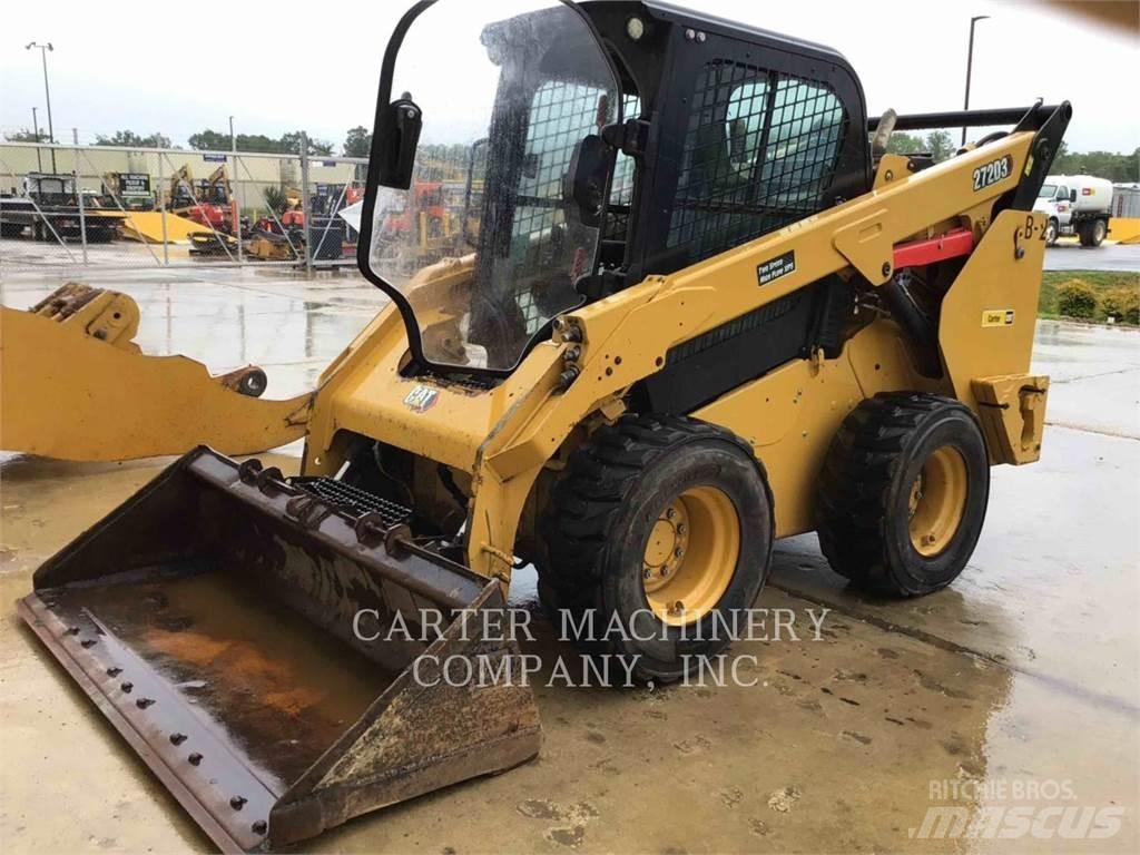 CAT 272D3 Minicargadoras