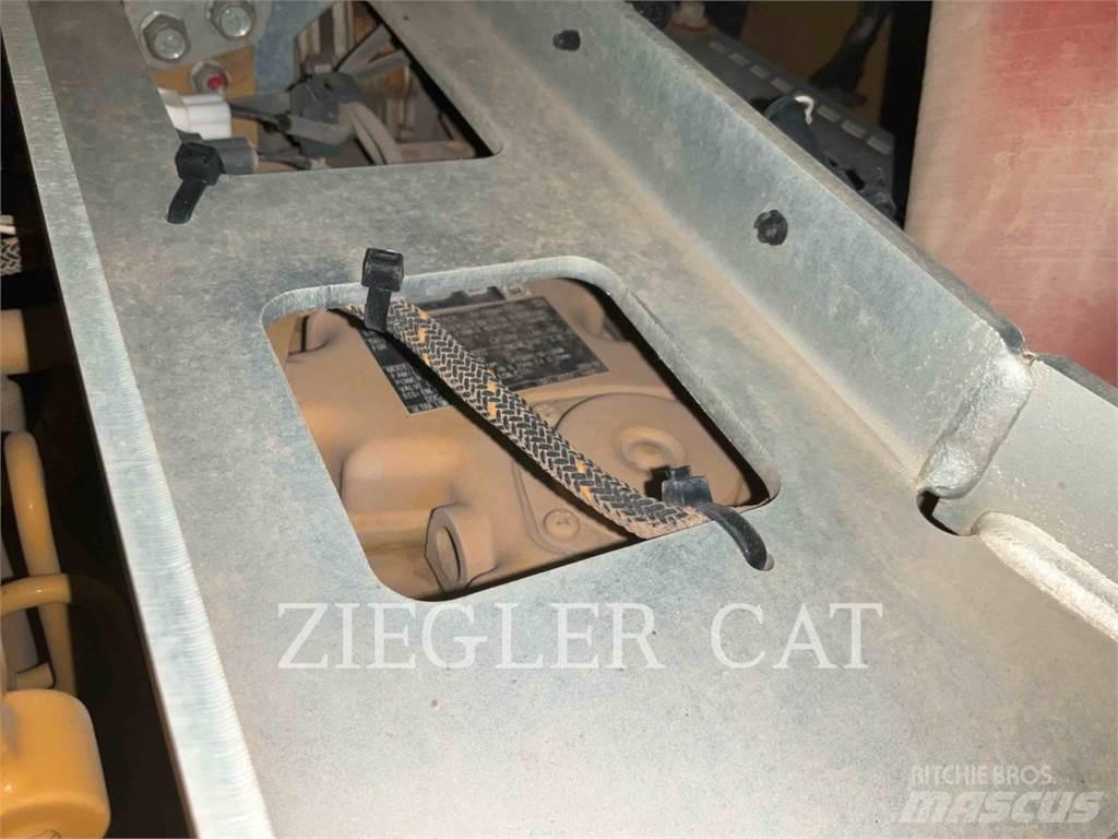 CAT 272D3 Minicargadoras